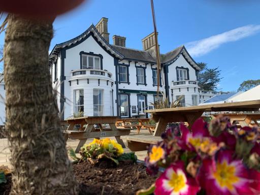 The Haven Hotel - Housity