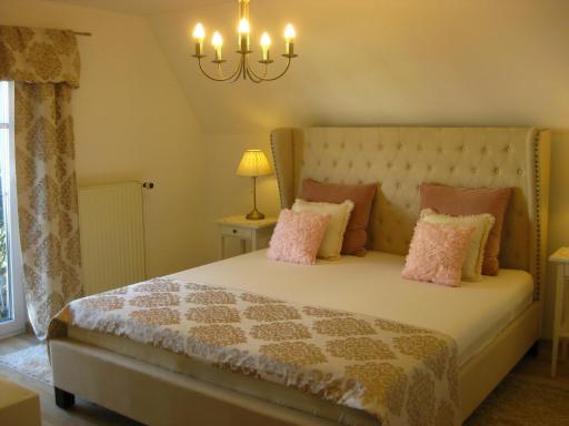 komf.Ferienwohnung Elisabeth (1.Stock) in Weilheim, m.Garten, zwischen München u. Garmisch-P. - Housity