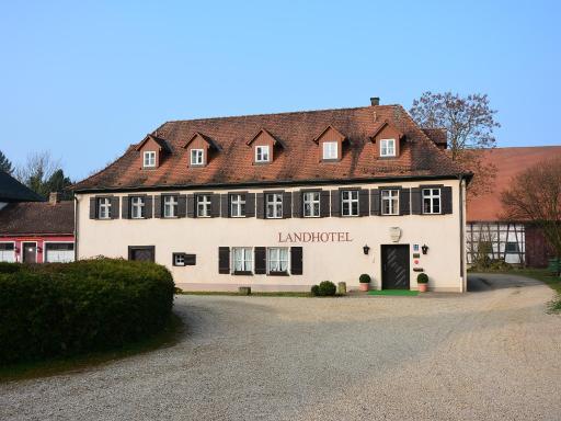 Landhotel Schloss Buttenheim - Housity