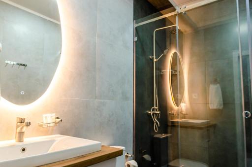 Dosman Hotel Bishkek - Housity