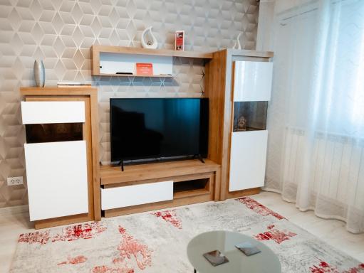 Carla's Apart Palas-Hala Centrala 1 Bedroom, airport shuttle - Housity