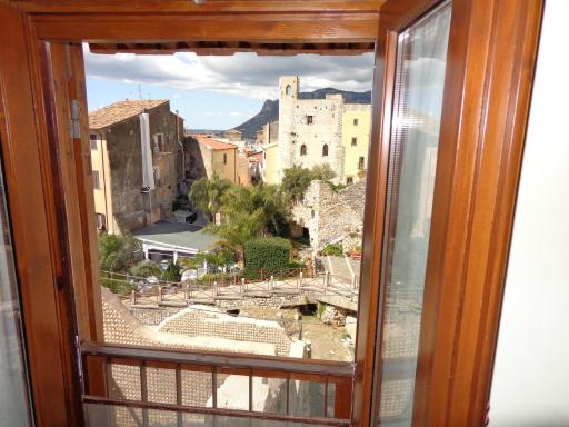 Teatro Romano Terracina Heart - Housity