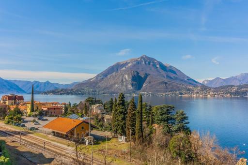 Flower House with Lake View by Wonderful Italy - Hizvo