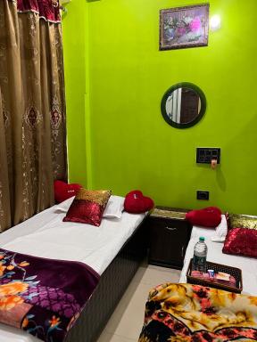 HOTEL RELIEF INN - Housity