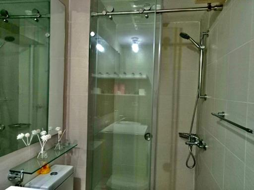 Sally’s at Azure North - Housity