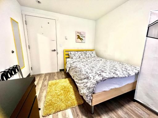Micro Studio Apartment 10 Minutes Walk to University of Washington - Housity