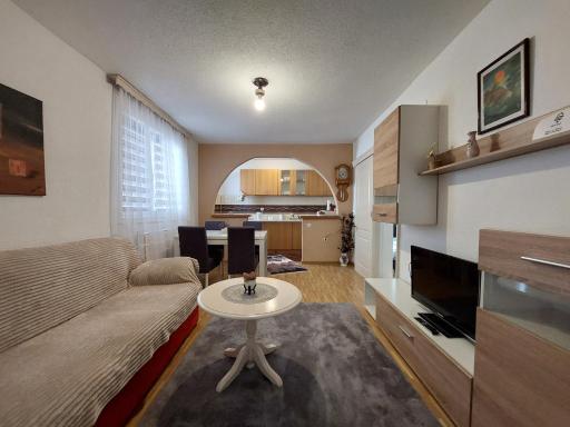 Apartment EM - Housity
