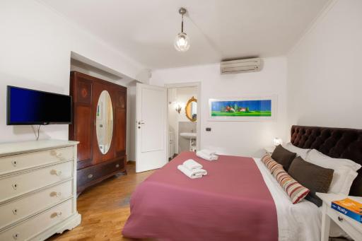 Corso Vittorio Apartments - Housity