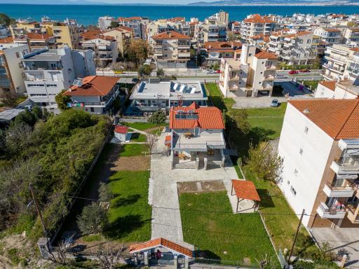 F&R VILLA - Housity