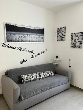 IN via venti - Housity