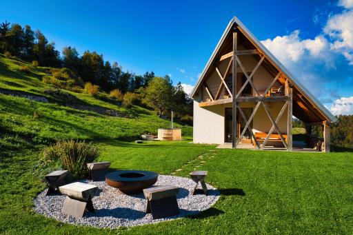 House On The Hill Wellness Chalet - Happy Rentals - Housity