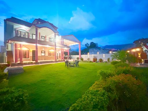 MoonStone Homestay - Housity