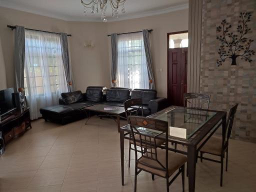 Mufabi Hotel - Housity