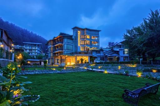 Hotel woodrock manali - Housity