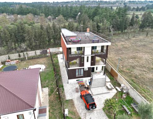Eco Forest Villa - Housity