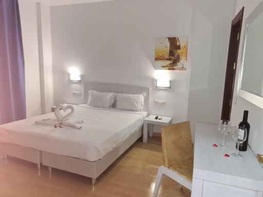 Hotel Trafalgar - Housity