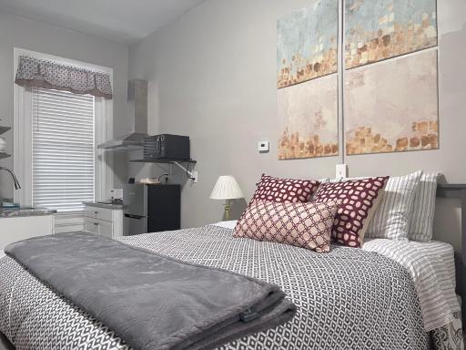G1 central location museums FREE PARKING - Housity