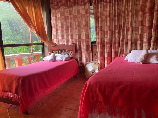 Hostal Villa del Rio - Housity
