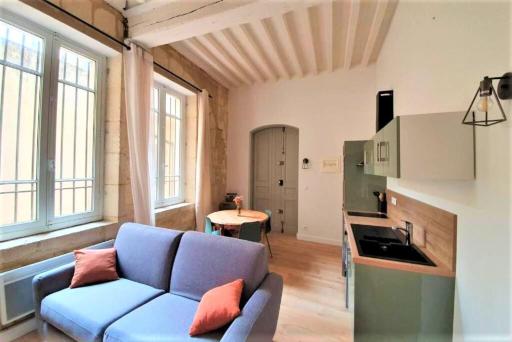Appartement à deux pas de la place du forum - Housity