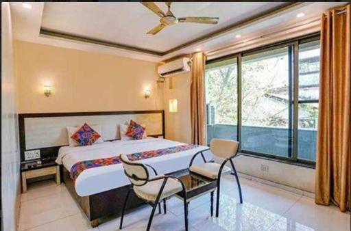 Hotel Prabhu Sharan - Housity