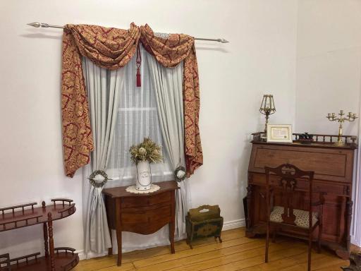 The Old Station Masters House - Housity