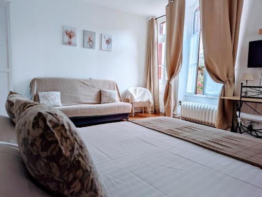 Logis Hotel La Tourelle du Beffroi - Housity