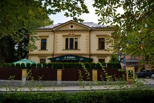 Penzion U parku - Housity