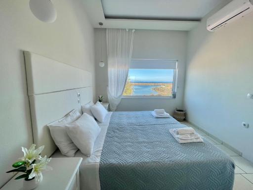 Sea View Apts & Suites by Pachiplex - Housity