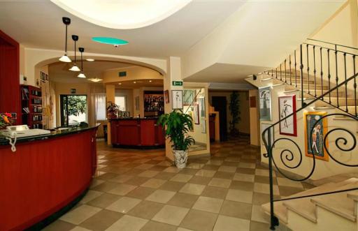 Hotel Adriatico - Housity