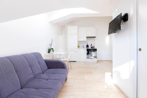 San Carlo Apartments - Housity