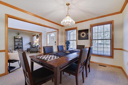 Luxury Spacious Home with some FREE Amenities and Activities! - Housity