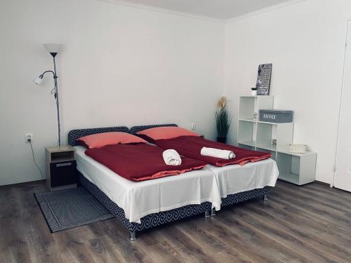 Sátor-Hegy Vendégház - Housity