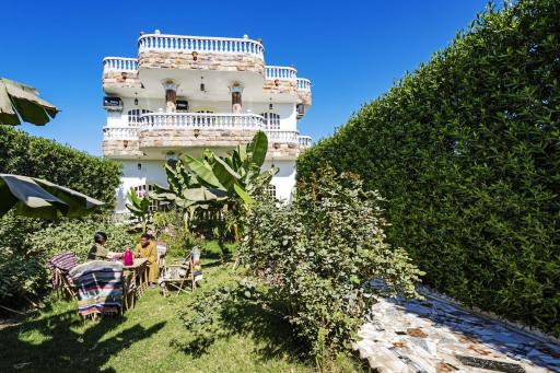 Noby Guest House - Hizvo