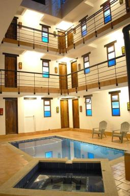 Chrisban Hotel Boutique - Housity