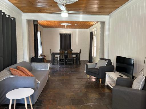 Black Range Cottage, Tumbarumba - Housity