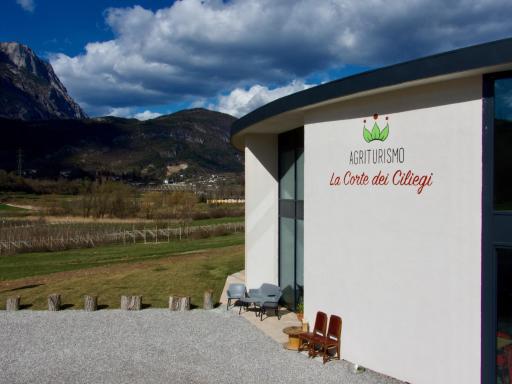 Agritur La Corte dei Ciliegi - Hizvo