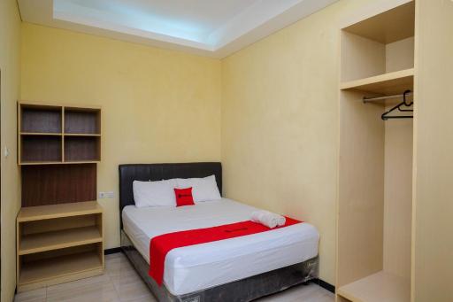 RedDoorz near Taman Pantai Alam Indah Tegal - Housity