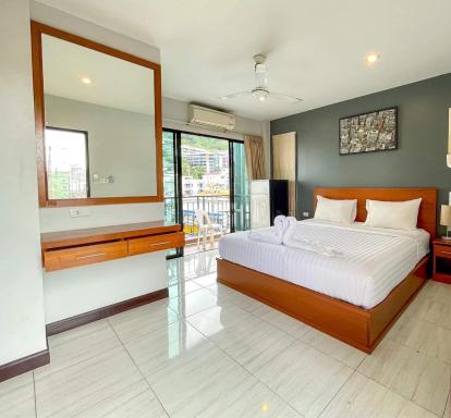 Twenty Two House - Housity