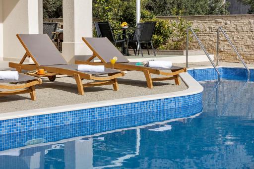 Apartments Lujnovic - Housity