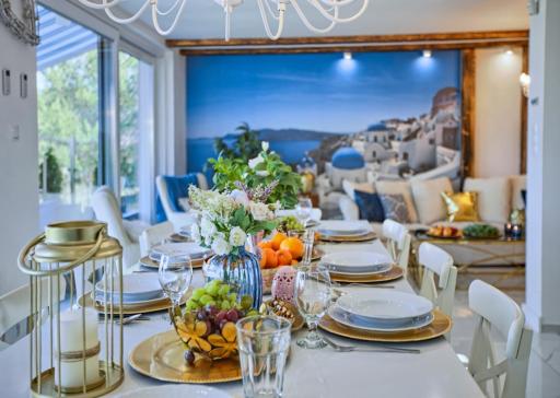 Villa Santorini - Housity