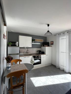 Appt calme ensoleillé fonctionnel - Housity