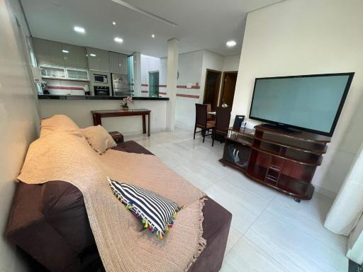 Casa bem-estar, perto do metrô - Housity