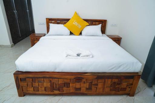 Lime Tree Luxury Hotel Manesar Near IMT Chowk - Housity