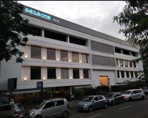 KJSP Seasons - Housity