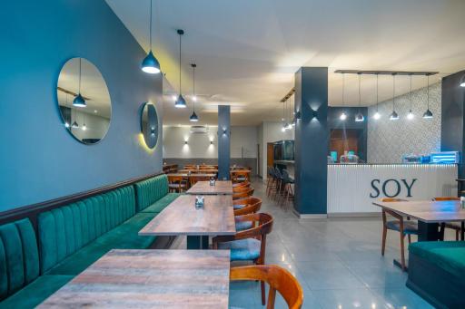 The Ivory Suites - Housity