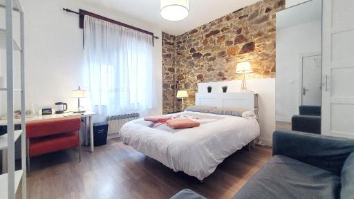 2-TUUL ETXEA, Habitación doble a 8 km de Bilbao, Baño compartido - Housity