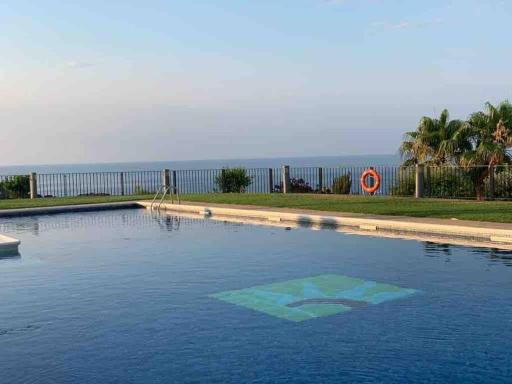 Casa con impresionantes vistas al mar - Housity