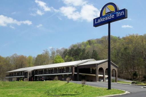 Lakeside Inn - Housity