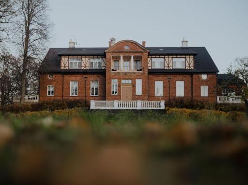 Piena muiža - Berghof Hotel & SPA - Housity