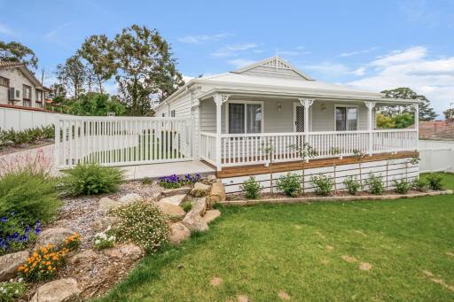 Cooma Luxe - Housity